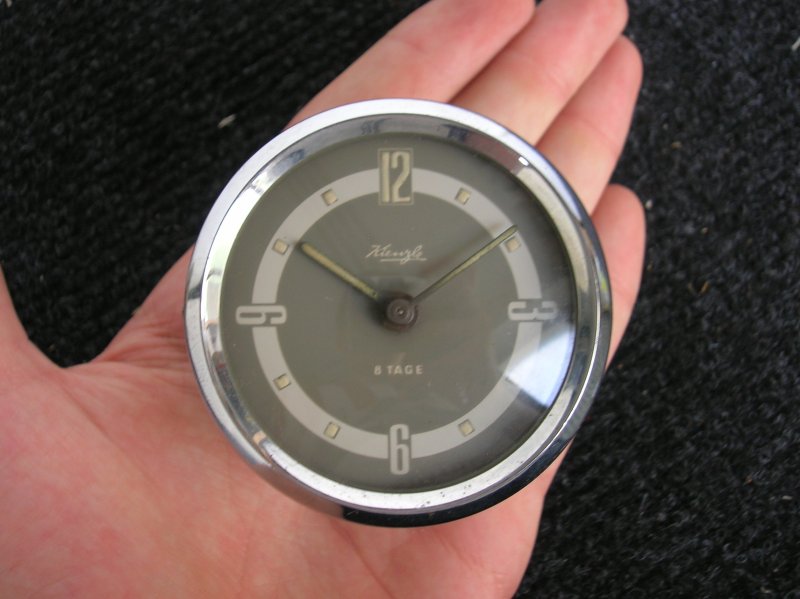 KIENZLE CAR CLOCK VINTAGE WIND UP 8 DAYS AUTO UHR eBay